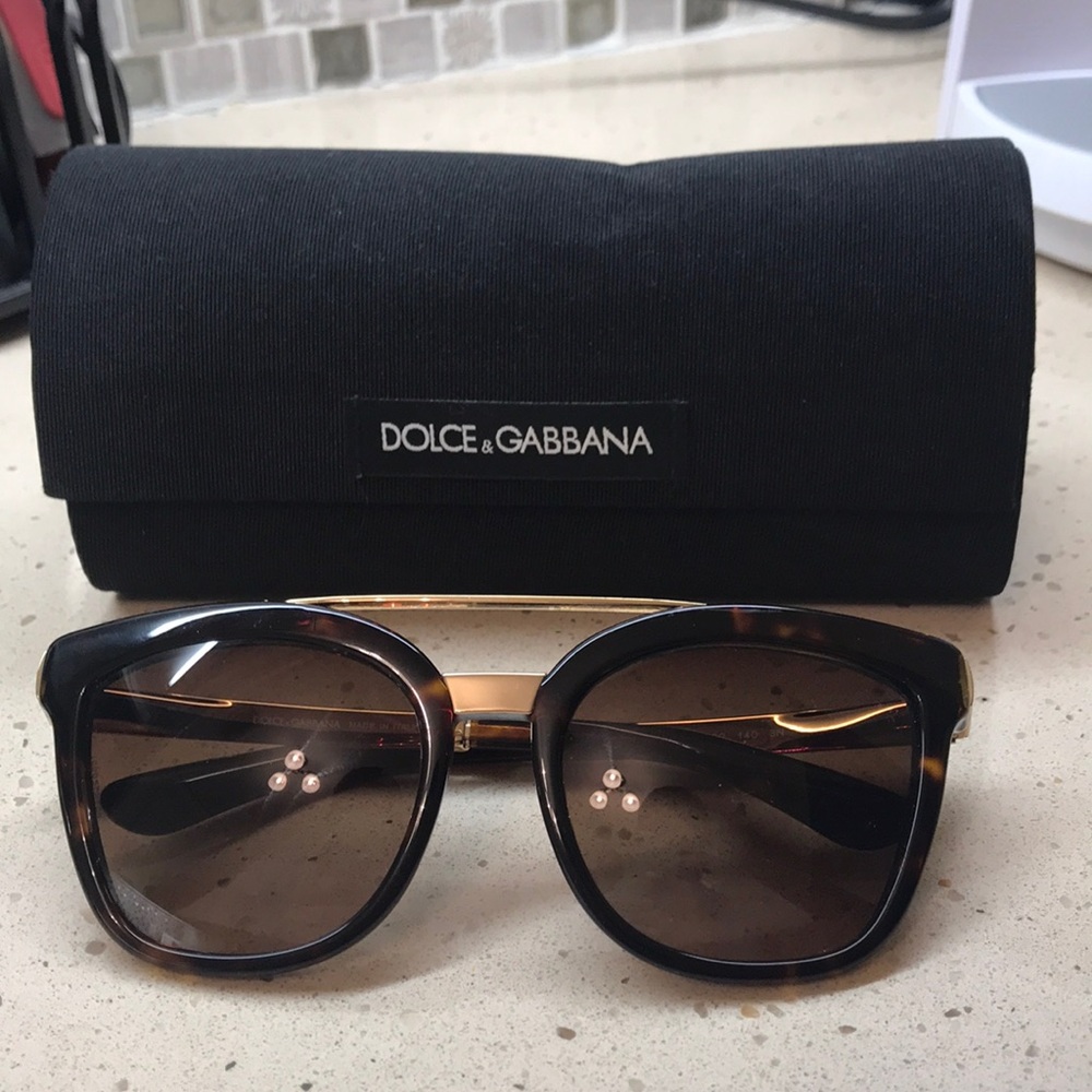 Dolce and Gabbana DG 4269 tortoise/gold Sunglasses